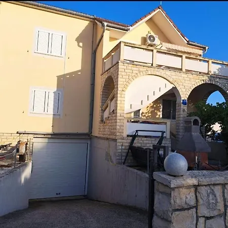 Maja-vir Apartment